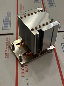 Dynatron J12 AMD Socket SP5 Copper 3U Active CPU Heatsink Only - Afbeelding 1 van 8