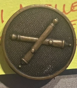 WWI Artillery Bronze Badge  - Picture 1 of 2