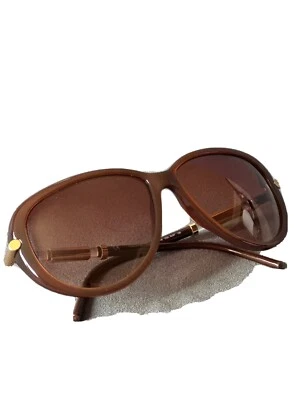Auténticas gafas de sol Givenchy marrón SGV771 con patillas doradas para mujer  Foto 1 de 4