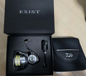 DAIWA 22EXIST LT4000-XH Spinning Reel Silver Excellent Condition Fishing Gear - Picture 1 of 3