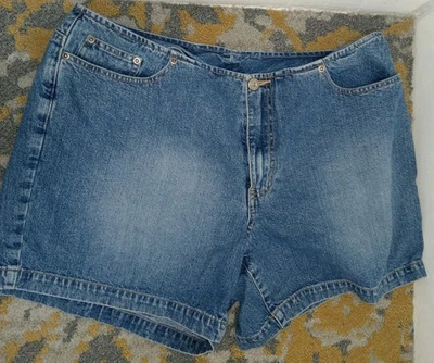 Shorts jeans feminino Venezia tamanho 18 médio azul lavagem pesado 100% algodão jeans  - Imagem 1 de 4