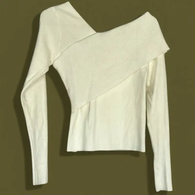 Suéter Sylvie Línea y Punto S Tejido Frente Cruzado Blanco Fuera del Hombro Sexy LEER Foto 1 de 4