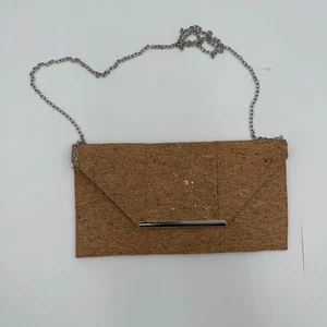 New Balance Flat Clutch Purse Women's Brown Cork Crossbody Chain Strap Snap - Picture 1 of 7