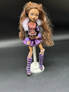 Bambola Monster High Clawdeen Wolf riproduzione che indossa moda e scarpe originali - Foto 1 di 13