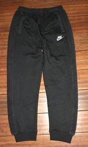 Nike Sportswear Club Fleece Winterized Joggers, Black DV3060-010, Boys Large - Picture 1 of 3