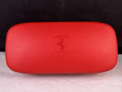 FUNDA RÍGIDA DE CUERO OAKLEY FERRARI (SOLO) Foto 1 de 4