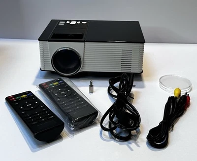 Портативный домашний светодиодный мини HD видео проектор VS314 новый в коробке проверен и работает - Изображение 1 из 4