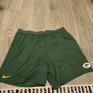 Nike Green Bay Packers Shorts Men’s Size: 3XL 2024 NWOT Dri-Fit Standard Fit - Picture 1 of 3