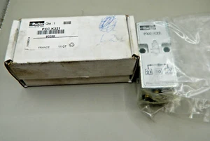 1x PARKER PXC-K221 CORPO INTERRUTTORE PNEUMATICO PXC-K221 pulsante limite - Foto 1 di 5