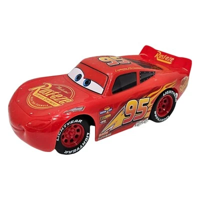 No Remote Control - Pixar Cars 1:24 Lightning Mcqueen USB Plug RC Toy Car 2.4Ghz - Image 1 of 4