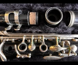 Vito B flat Clarinet woodwind band - Picture 1 of 3