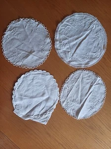 3 antike handbestickte weiße Leinen & Baumwolle Tischsets 24, 21 & 19 cm - Bild 1 von 5