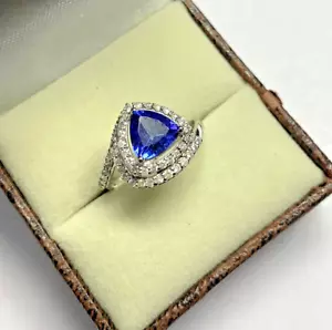Trillion cut AAA+ 7X7mmTanzanite and Diamond White Gold Ring CUSTOM MADE - Picture 1 of 3