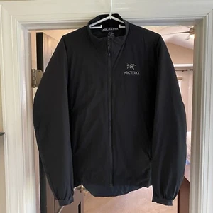 Arcteryx Atom LT Jacket - Excellent - Mens Medium - Black - Picture 1 of 11