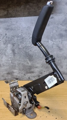 2012 CITROEN C4 B71 MK2 1.6 HDI HANDBRAKE LEVER 96855472ZD - Image 1 of 4