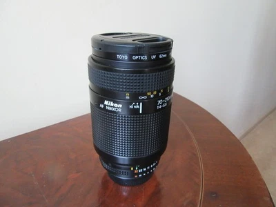 Nikon AF Nikkor 70-210mm 1:4-5.6with Toyo Optics UV 62 mm Filter - Image 1 of 4