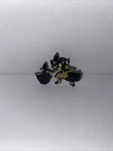 Pokemon Kleavor Lapel Pin - Picture 1 of 2