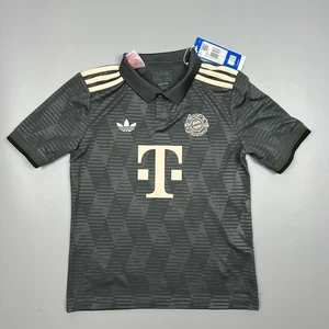 Bayern Munich Jersey 24/25 Wiesn Soccer Shirt Adidas Boys Size M - Picture 1 of 8