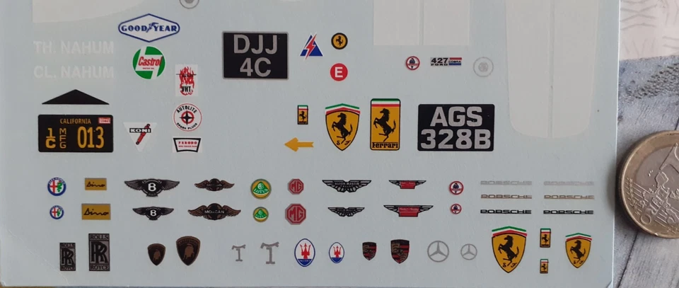 decalcomanie1/24 1/18  blason ferrari maserati mercedes bentley alfa romeo lotus - Photo 1/1