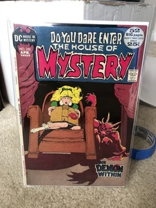 House of Mystery #201 -Kaluta Cover Art - DC Horror 1972 - High Grade Copy - Picture 1 of 14