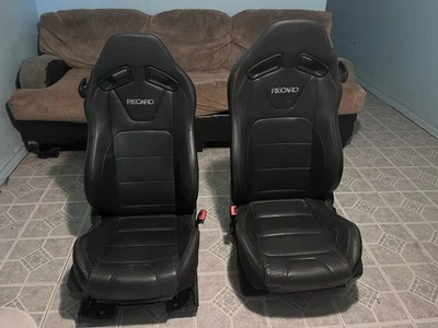 Asientos Recaro Mustang. Par. Negro. Foto 1 de 4