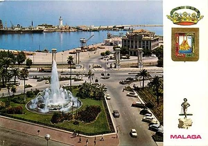Málaga Plaza de la Marina y Puerto España coches antiguos faro fuente postal - Imagen 1 de 2