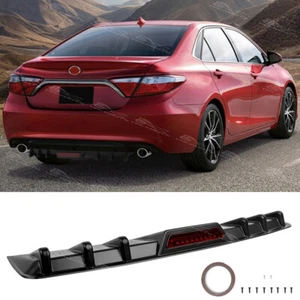 Alerón difusor parachoques trasero negro brillante de 4 puertas para Toyota Camry - Imagen 1 de 9