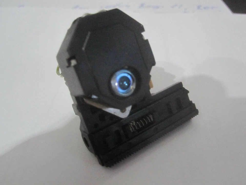 Sony-CDP-X222E-CDP-X222ES/CDP-X229ES/CDP-XA3ES/MHC-450/MHC-500 Lasereinheit NEU! - Bild 1 von 1