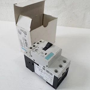 Siemens Sirius 3RV1011-1AA10  Circuit Breaker  -   B26 - Picture 1 of 5