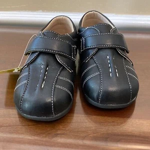 Itsy Bitzy black squeaker shoes new without tag size 8 toddler - Picture 1 of 5