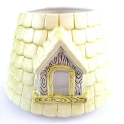Tejas para techo de cerámica amarilla Home Sweet Home House tarro grande sombra 4,5" H Foto 1 de 4