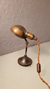 Lampada da tavolo/applique anni 40 cono regolabile in ottone base ferro, Leviton - Bild 1 von 9