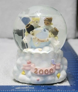 Enesco Precious Moments "I'd Like to Teach the World to Sing" Water Globe - Picture 1 of 9