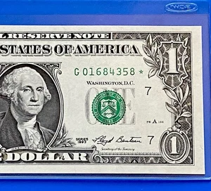1993 Star note $1 DOLLAR BILL ( CHICAGO G ) UNCIRCULATED - Picture 1 of 3