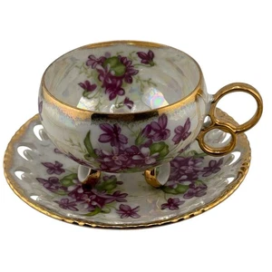 Vintage Japan Royal Sealy Lusterware Purple Violet 3-Footed Tea Cup & Saucer - Picture 1 of 11