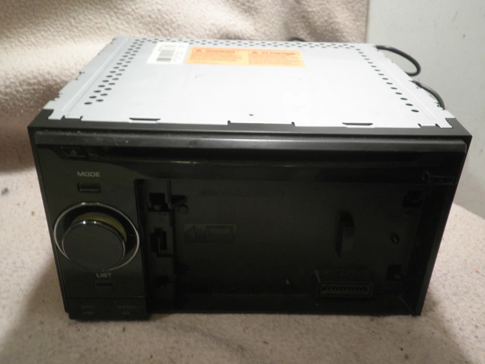 PIONEER AVIC F320BT AUTORADIO CD CON NAVIGATORE SOLO CORPO FISSO NO FRONTALE - Immagine 1 di 4