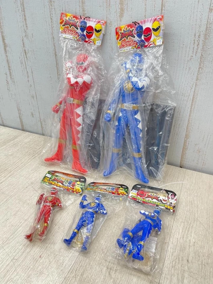 Power Rangers Dino Thunder Abaranger Figura Vinilo Suave Rojo Azul Set BANPRESTO Foto 1 de 4