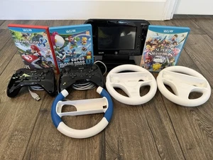 Nintendo Wii U 32GB Console Nera Bundle Giochi + Controller Pro + Ruote TESTATA - Foto 1 di 22