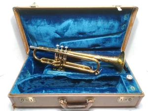 🎺Vintage Blessing Standard Trumpet, Case, Mouthpiece SERVICED 🎺 - Picture 1 of 11