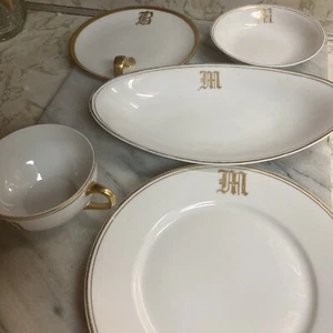 Hutschenreuther Selb Bavaria 5 Pieces Gold Trim Monogrammed - Picture 1 of 12