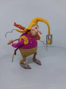 Ury die Holzelfe - Handgefertigte Sammlerpuppe Fantasy Halloween Deko - Bild 1 von 14