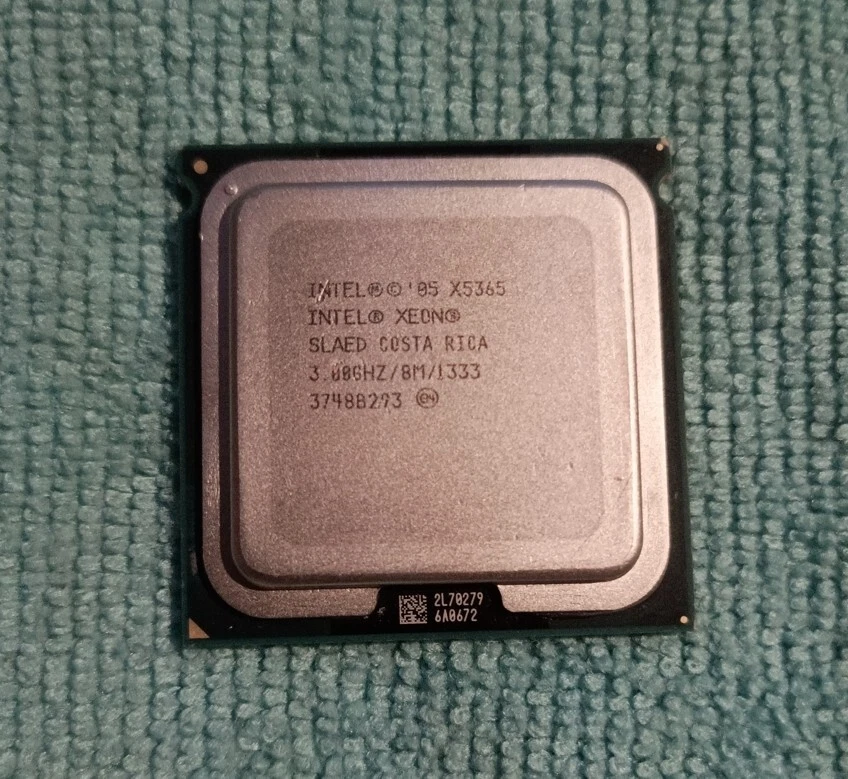 CPU Xeon X5365 4 cores 3Ghz SLAED PLGA771 - Immagine 1 di 1
