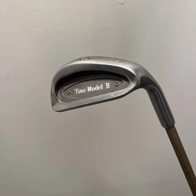 Varilla de grafito de hierro Tour Model II Red Dot 8 para mano derecha  Foto 1 de 4