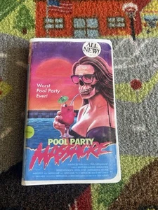 Pool Party Massacre VHS Green 2017 SOV Clamshell Horror Slasher Movie slumber - Imagen 1 de 4