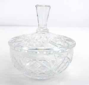 Crystal Covered Candy Dish 5" Wide  5" Tall Etched Tall Handle - Bild 1 von 5