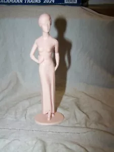 Louis Marx and Company 1964 Campus Cuties Figurine "On the Town" - Picture 1 of 8