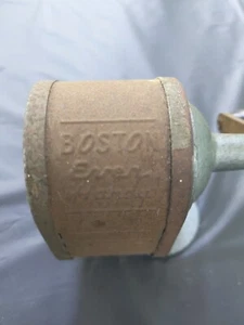 VINTAGE BOSTON EVER HANDY PENCIL SHARPENER WALL/DESK MOUNT - Picture 1 of 8