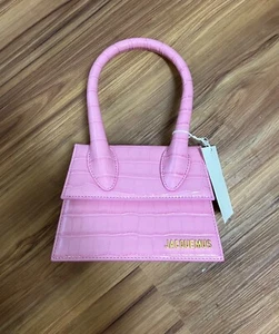 NWT Jacquemus Pink Croc Embossed Moyen Bag - Picture 1 of 4