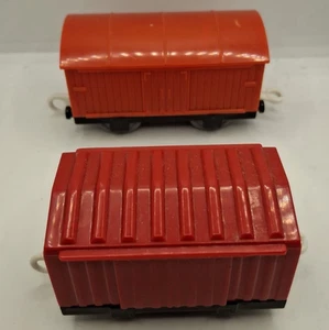 TOMY Lot of 2 Thomas & Friends Red Box Cars Plarail Trackmaster N26 - Picture 1 of 5