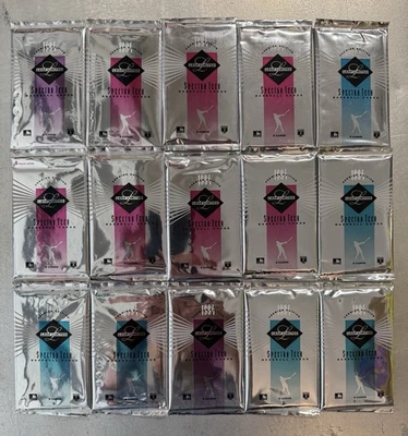 1994 LEAF LIMITED BASEBALL HOBBY SPECTRA 15 SEALED PACKS (5 cards per pack). - Image 1 of 2